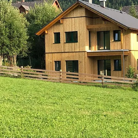 Апартаменты Nette In Mit Garten Und Grill Und Bergblick Бад Аусзее