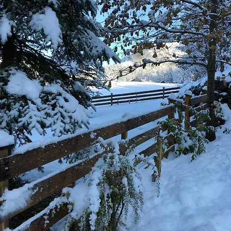 Nette In Mit Garten Und Grill Und Bergblick Апартаменты
