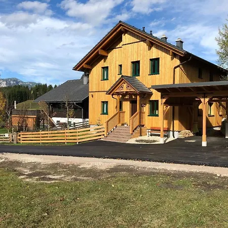Апартаменты Nette In Mit Garten Und Grill Und Bergblick Бад Аусзее
